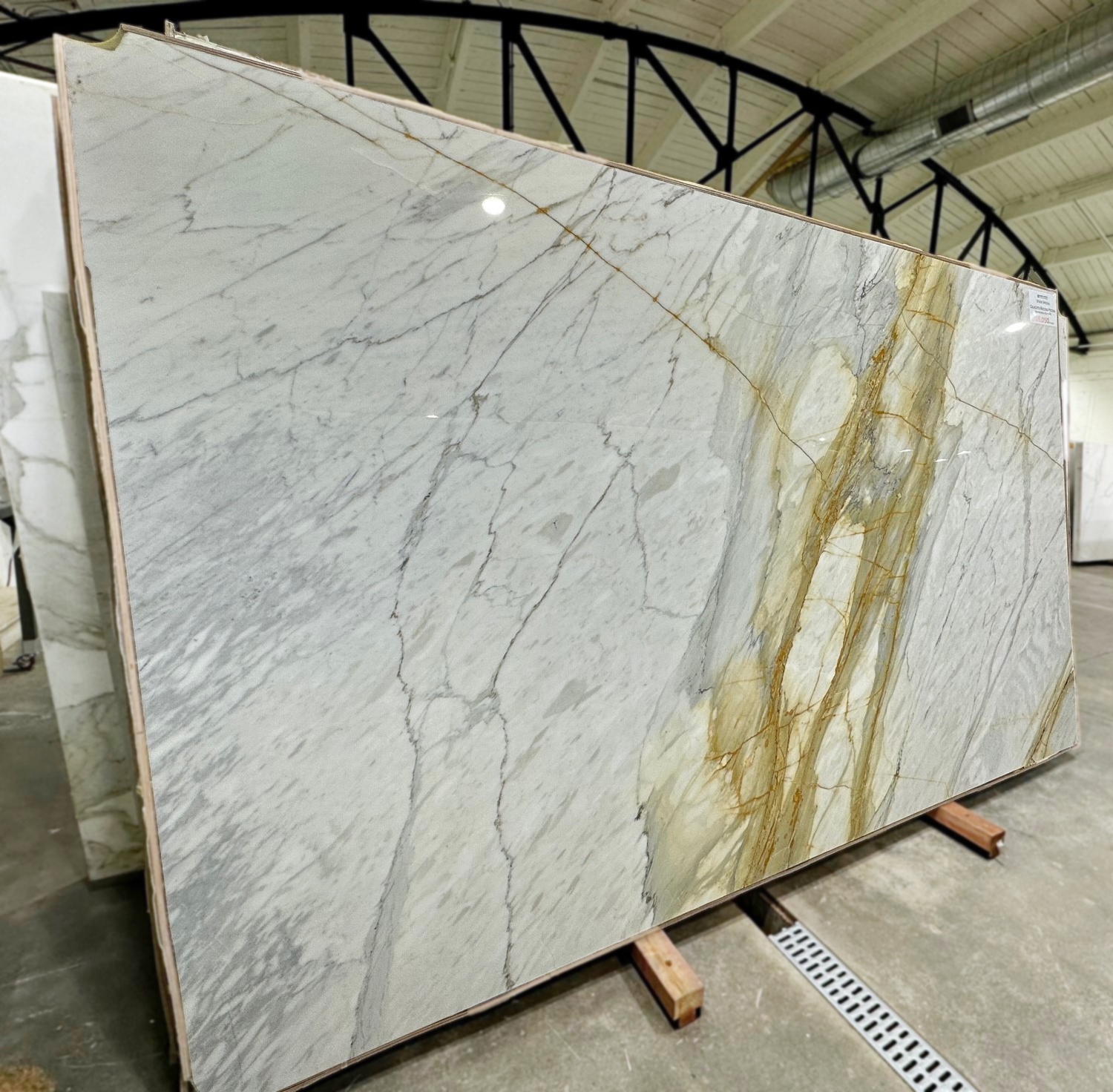 Calacatta Macchia Vecchia Marble