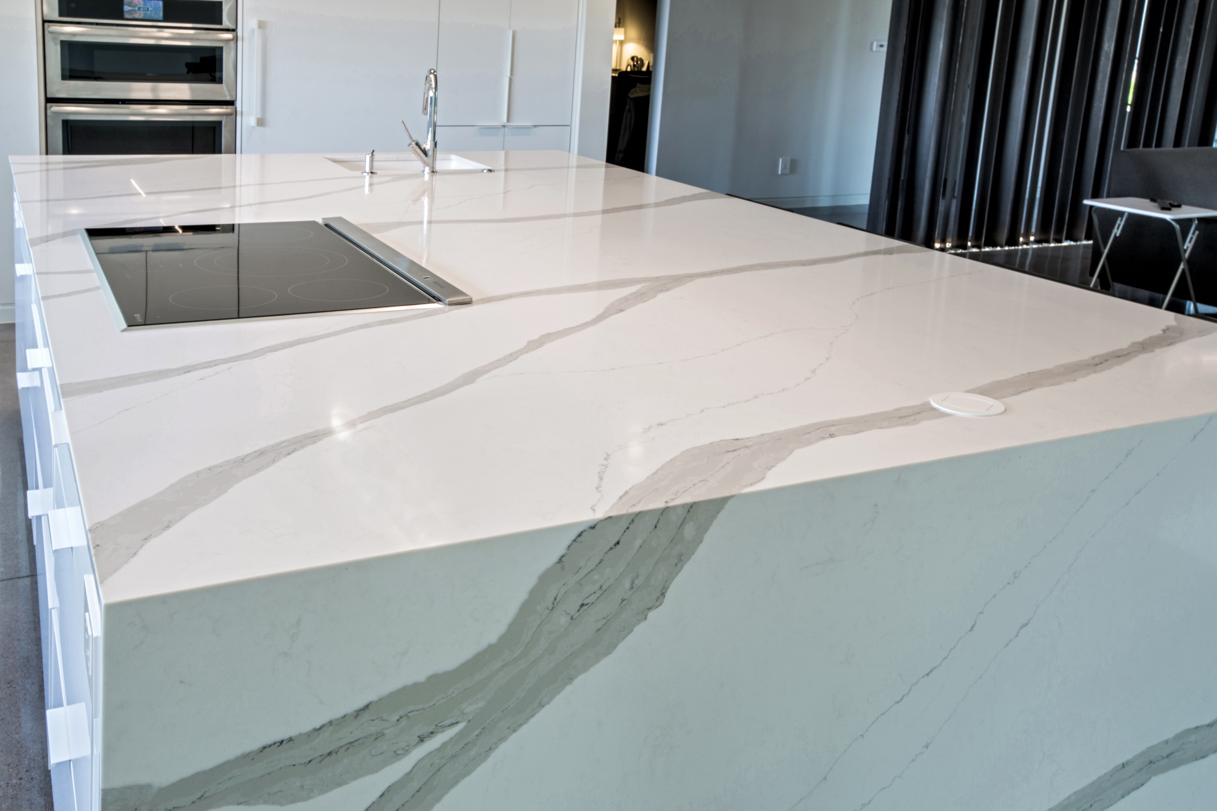 2cm Arabescato quartz pental surfaces, yk stone center denver co, fabrication and installation company denver